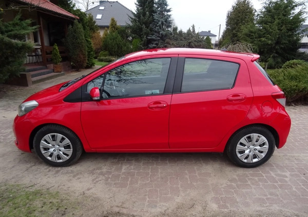 Toyota Yaris cena 27900 przebieg: 148040, rok produkcji 2012 z Ciechanowiec małe 277